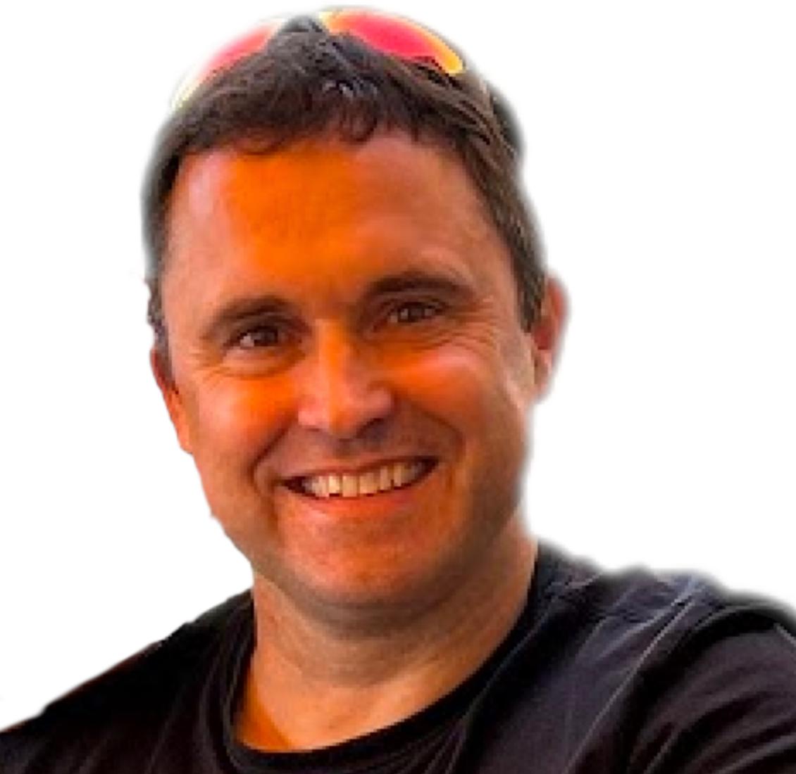 Dr Manuel Hendrik Martínez